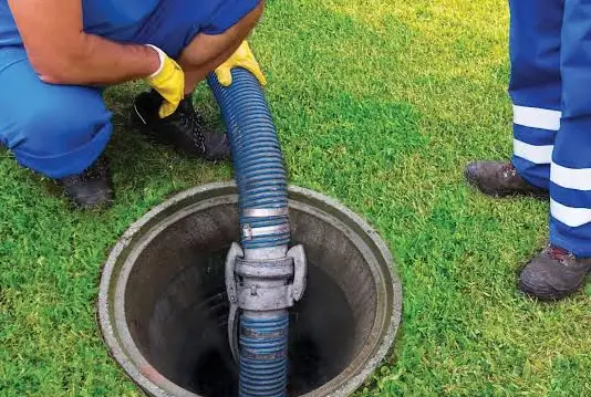 Septic tank cleaning